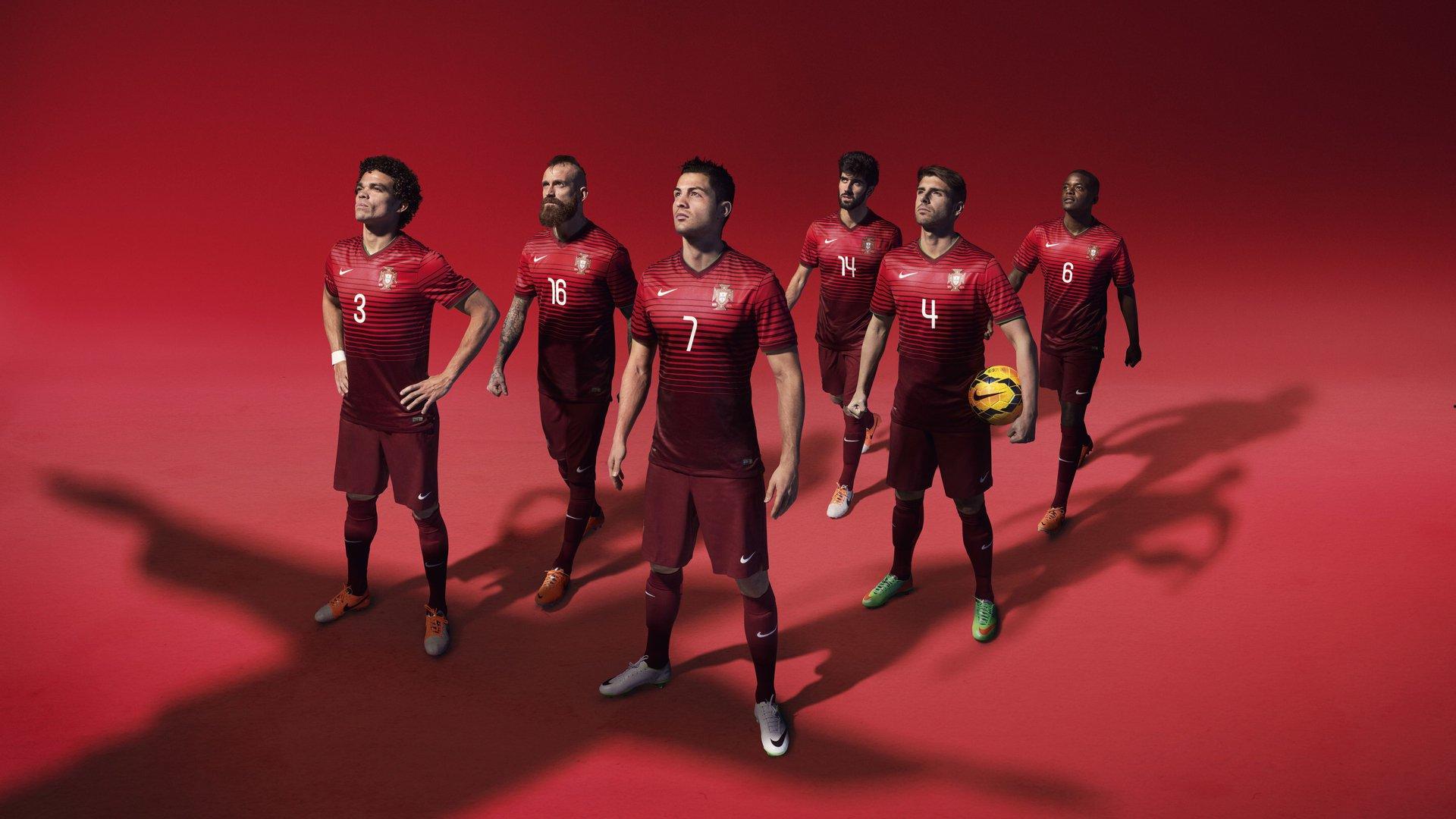 绿茵场上的和解，当留队选择遇上球迷胸怀，宽容如何重塑球队未来