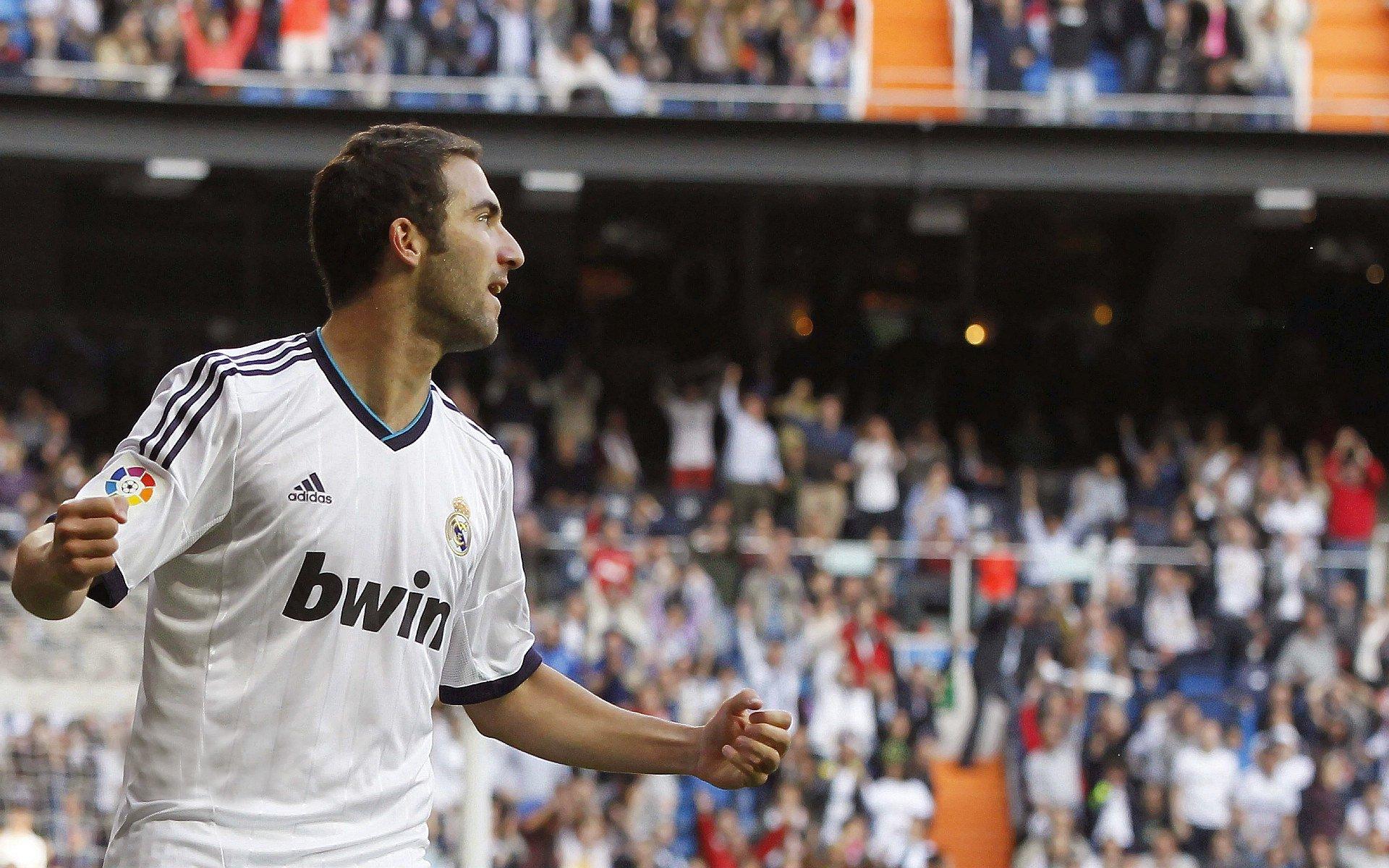 英超争冠格局生变，曼城利物浦显露疲态，北伦敦双雄或趁势拉开差距